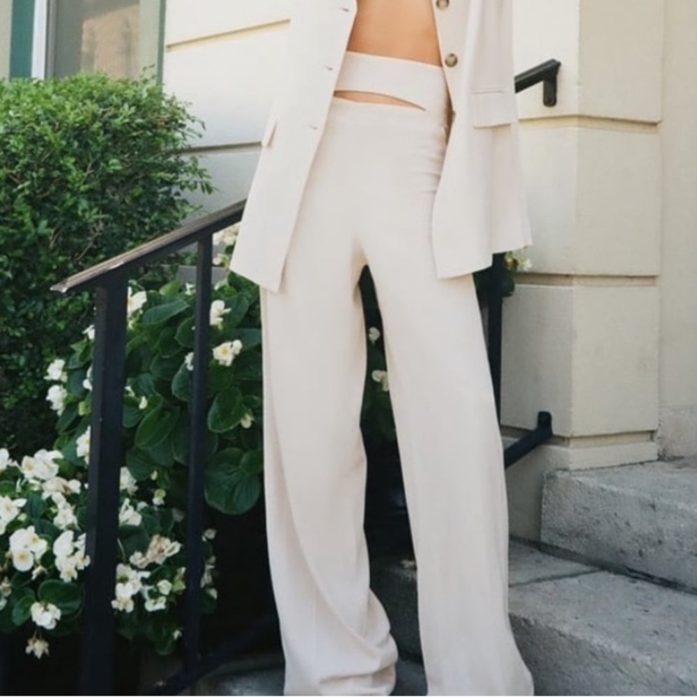 COPY - NWT Keyhole Zara Pants/Slacks